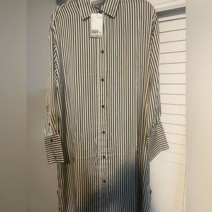 H&M  Lady’s long sleeve and below the knee blouse